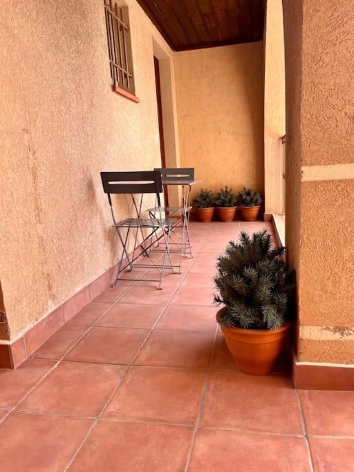 Joli Studio Tout Confort Proche Toutes Commodites Dans Residence Calme Л'Иль-Рус Экстерьер фото