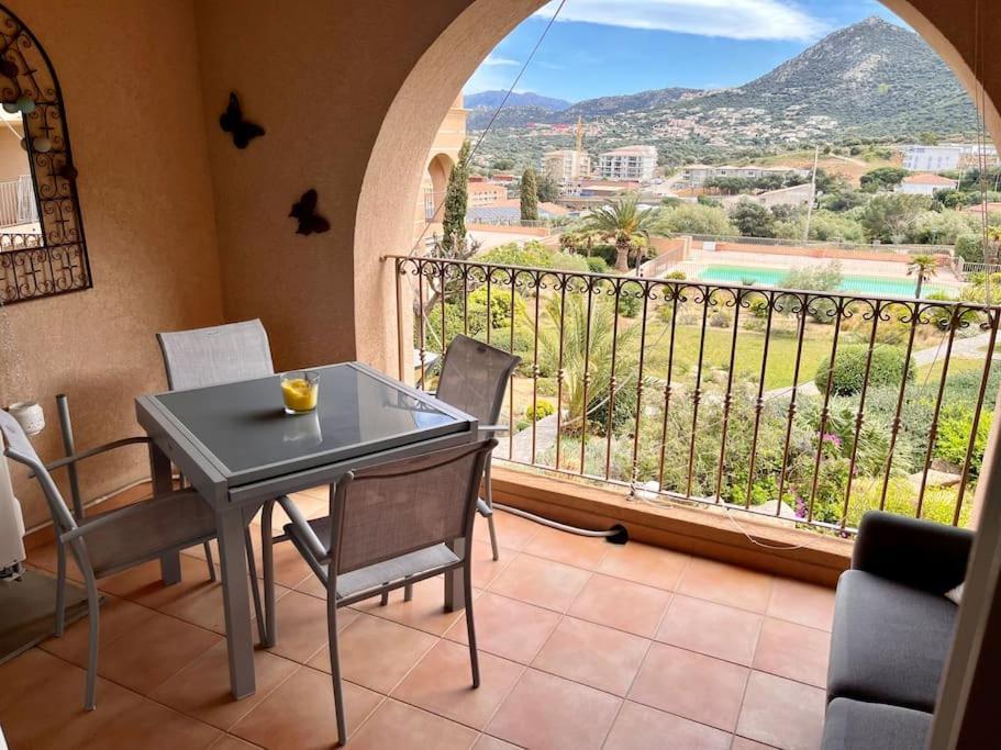 Joli Studio Tout Confort Proche Toutes Commodites Dans Residence Calme Л'Иль-Рус Экстерьер фото